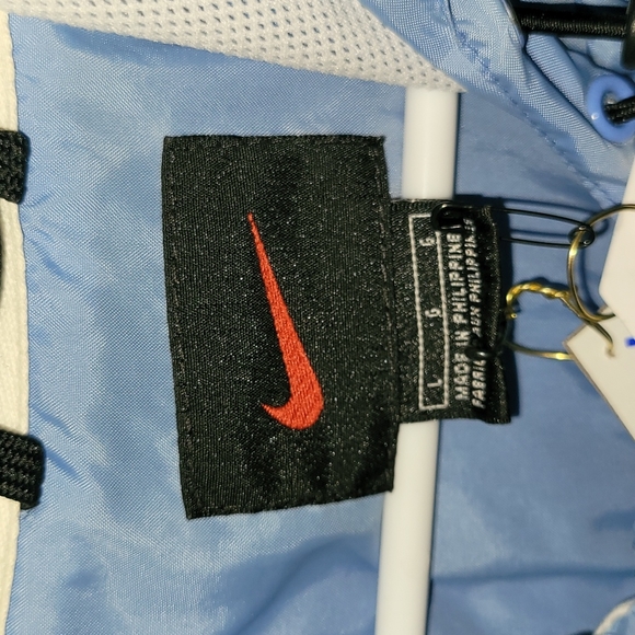 90s NIKE. Windbreaker. Full-zip. Mens size Large. - Picture 3 of 5